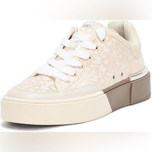 NIB DKNY Women's Bradley Logo Platform Lace Up Sneaker Size 8